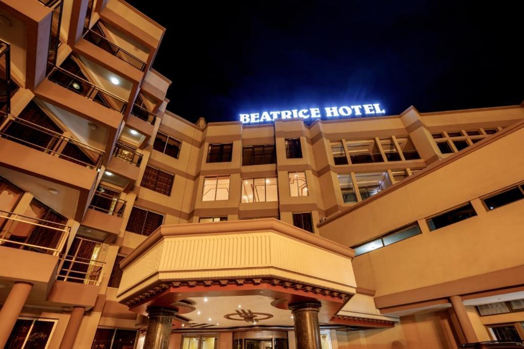 Beatrice Hotel Kinshasa Exterior foto